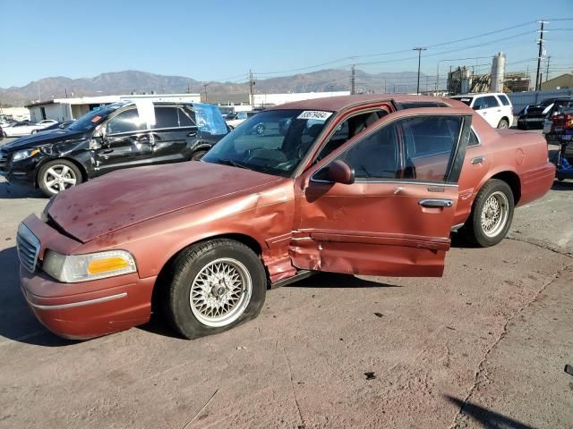 1999 Ford Crown Victoria LX