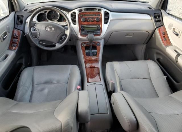 2004 Toyota Highlander Base