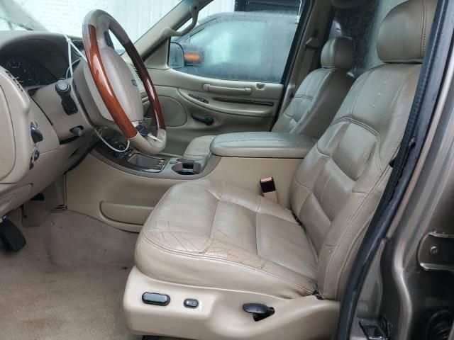 2002 Lincoln Navigator