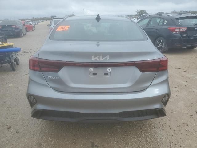 2024 KIA Forte LX