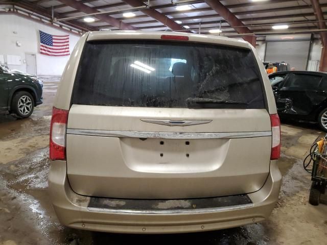 2015 Chrysler Town & Country Touring L