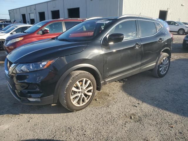 2022 Nissan Rogue Sport SV