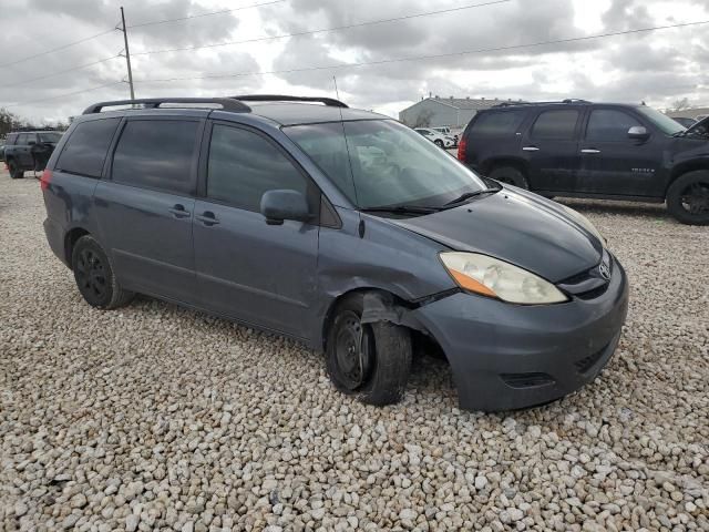 2009 Toyota Sienna CE