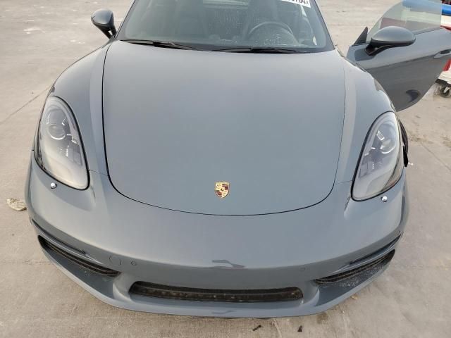 2018 Porsche Cayman