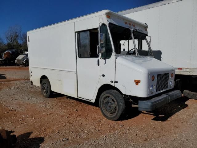 2004 Freightliner Chassis M Line WALK-IN Van