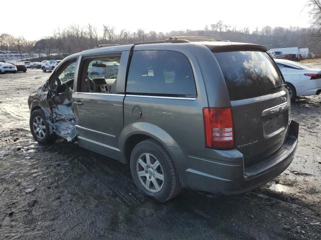 2010 Chrysler Town & Country Touring