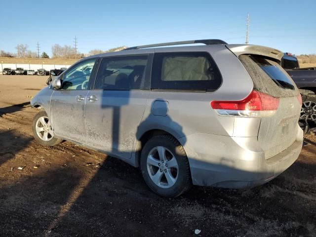 2011 Toyota Sienna LE