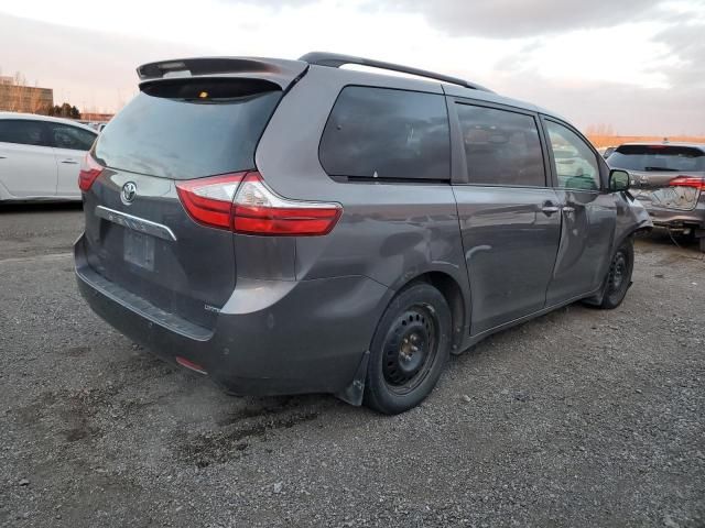 2015 Toyota Sienna XLE