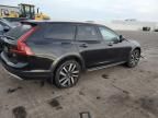 2022 Volvo V90 Cross Country B6 Inscription