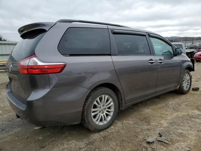 2015 Toyota Sienna XLE