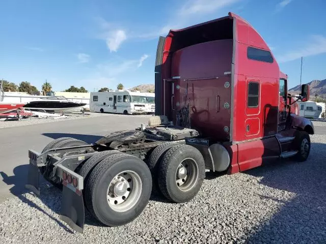 2016 Kenworth Construction T660