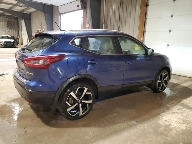 2022 Nissan Rogue Sport SL