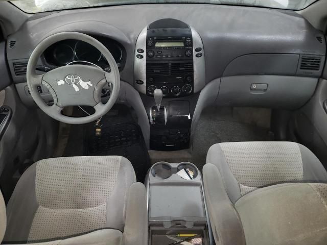 2007 Toyota Sienna CE