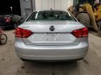 2014 Volkswagen Passat S