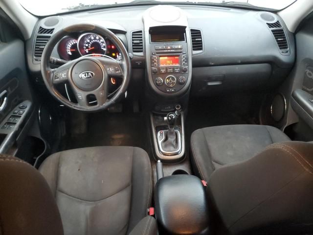 2013 KIA Soul +