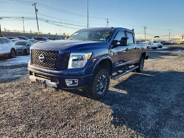 2017 Nissan Titan XD SL