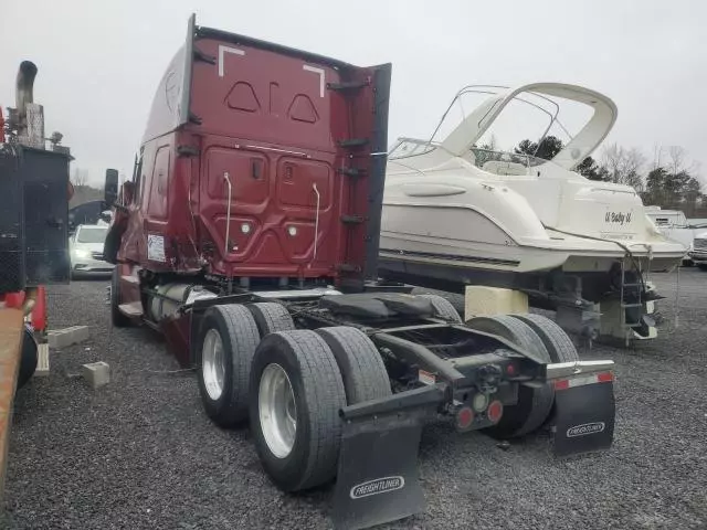 2023 Freightliner Cascadia 126