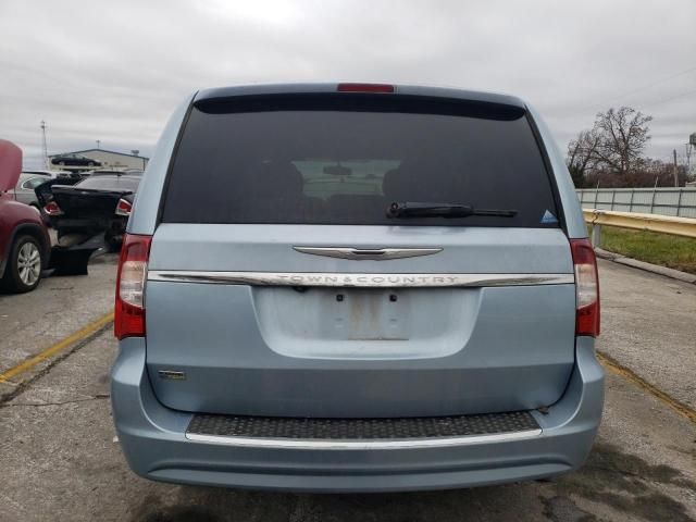 2013 Chrysler Town & Country Touring