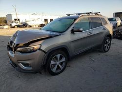 SUV salvage a la venta en subasta: 2019 Jeep Cherokee Limited