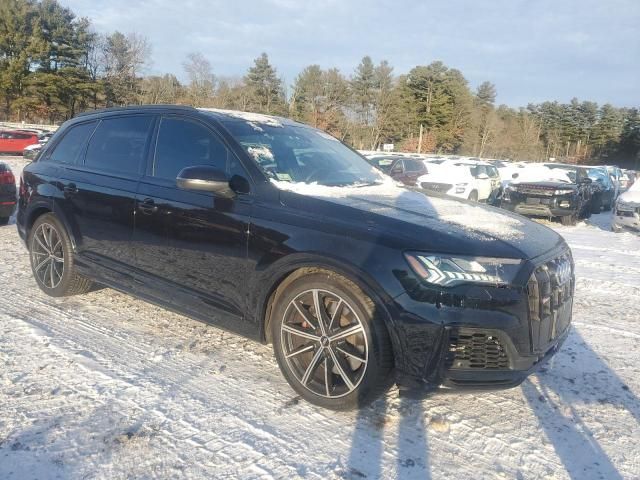 2020 Audi SQ7 Premium Plus