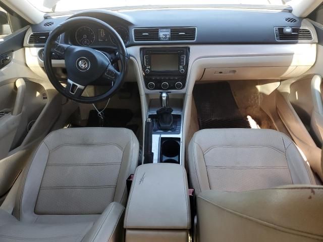 2012 Volkswagen Passat SE