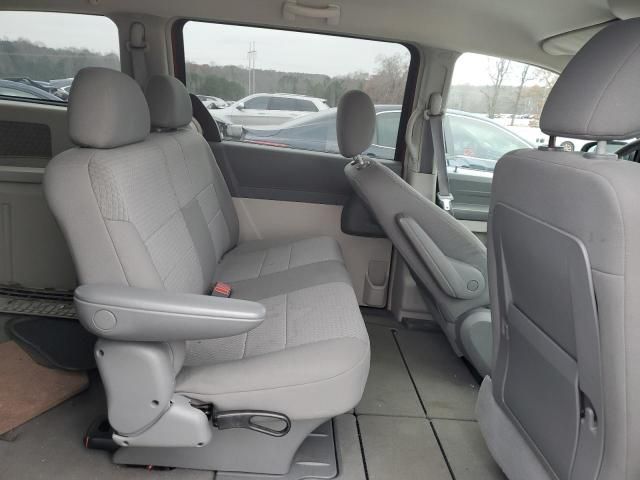 2008 Chrysler Town & Country LX