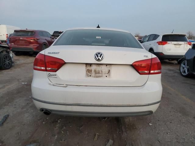 2012 Volkswagen Passat SEL