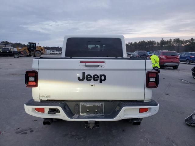 2022 Jeep Gladiator Overland