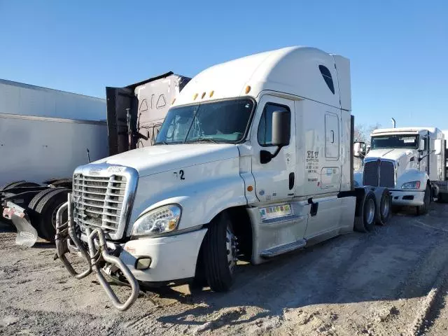 2014 Freightliner Cascadia 125