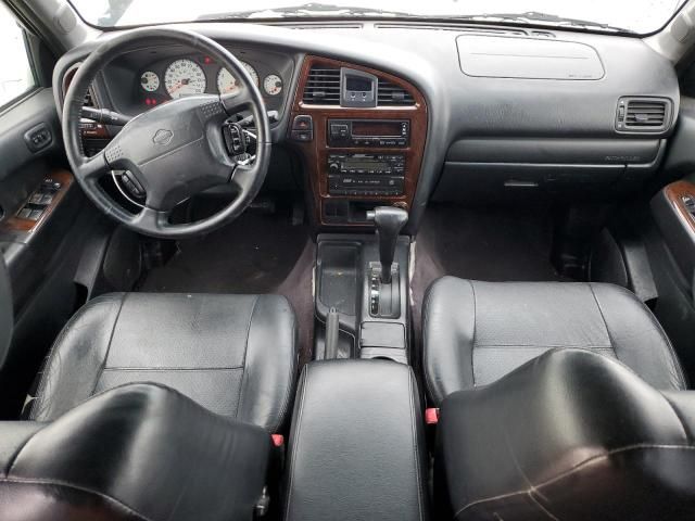 2001 Nissan Pathfinder LE