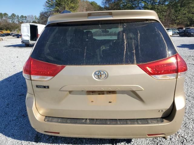 2011 Toyota Sienna LE