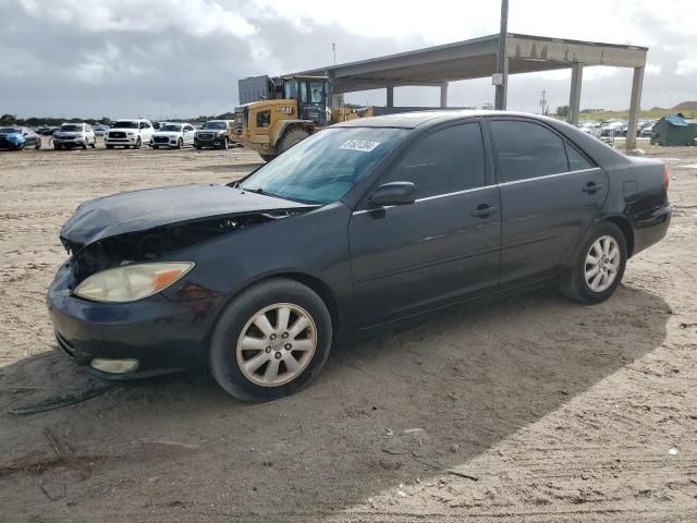 2004 Toyota Camry LE