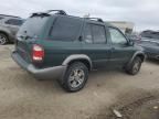 2000 Nissan Pathfinder LE