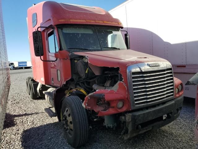 2007 Freightliner Conventional ST120