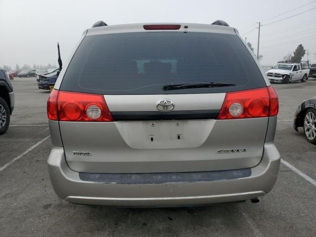 2009 Toyota Sienna CE