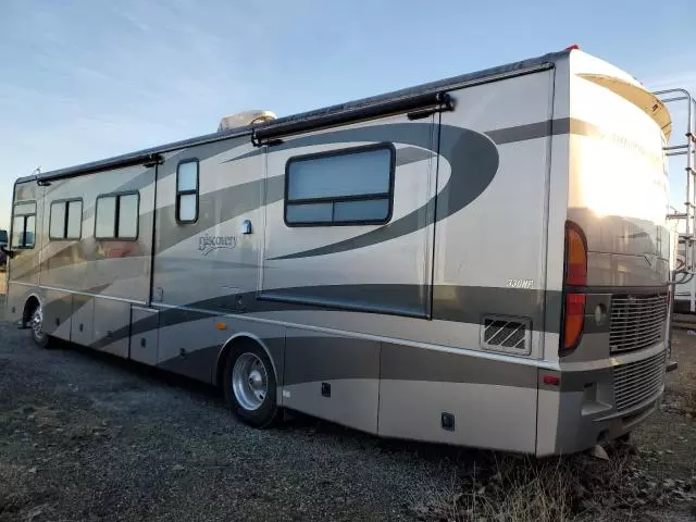 2005 Fleetwood 2005 Freightliner Chassis X Line Motor Home