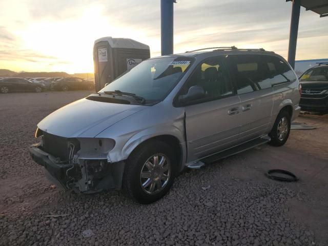 2005 Chrysler Town & Country Limited