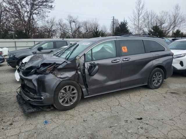 2023 Toyota Sienna XLE