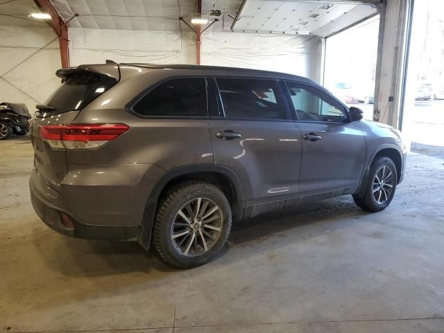 2019 Toyota Highlander SE