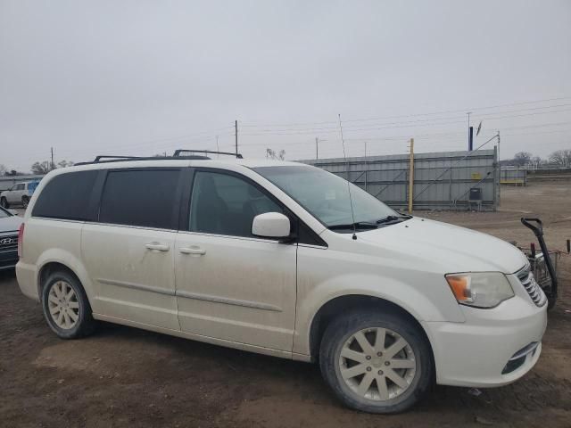 2013 Chrysler Town & Country Touring