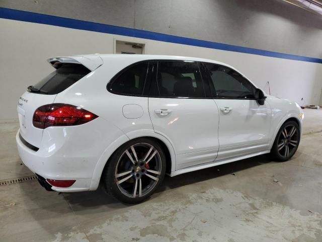 2013 Porsche Cayenne GTS