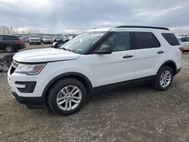 2017 Ford Explorer