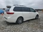 2018 Toyota Sienna XLE