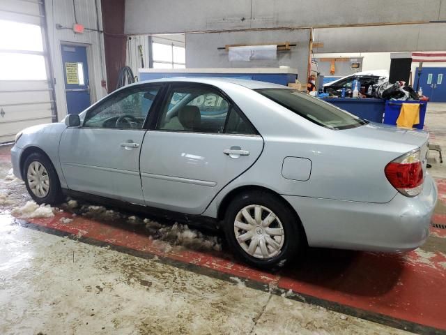 2005 Toyota Camry LE