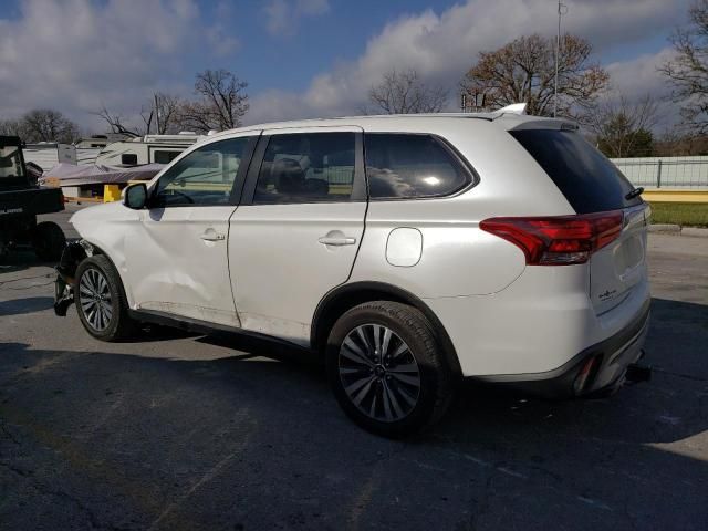 2020 Mitsubishi Outlander SE