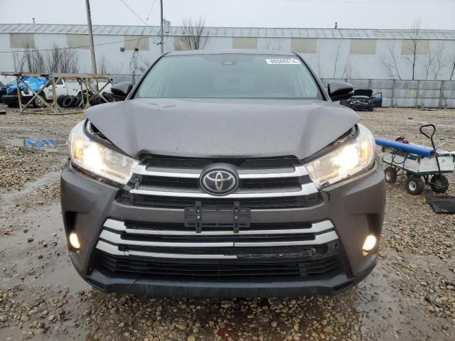 2018 Toyota Highlander LE