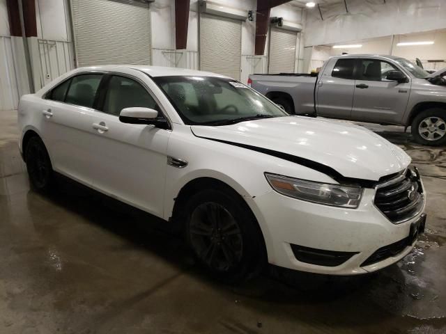 2014 Ford Taurus SEL