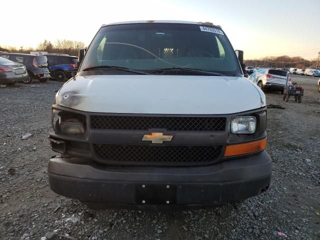 2003 Chevrolet Express G2500