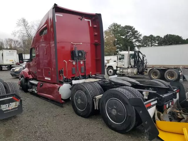 2022 Kenworth Construction T680