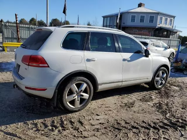 2014 Volkswagen Touareg V6